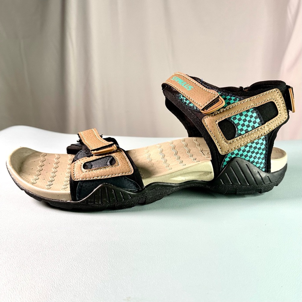 Paragon Stimulus Sandals